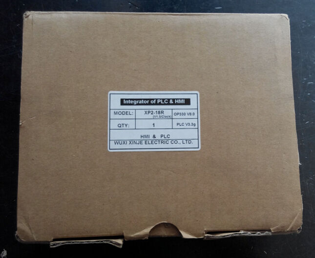 XP2-18R XINJE Integrator of PLC&HMI OP330 operate panel XC2 10DI/8DO new in box XP2-18R XINJE Integrator of PLC&HMI OP330 operate panel XC2 10DI/8DO new in box