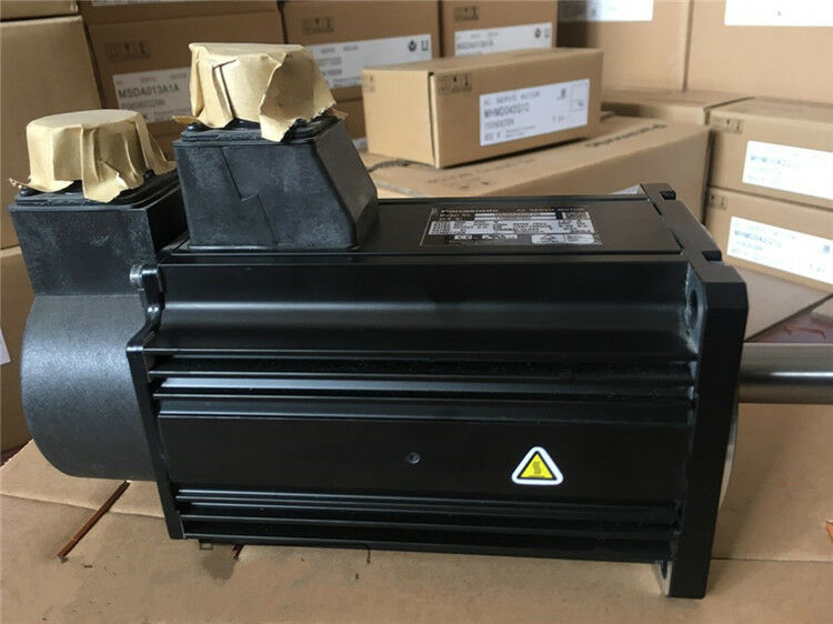 1PC PANASONIC AC SERVO MOTOR MSMA202P1G NEW ORIGINAL 1PC PANASONIC AC SERVO MOTOR MSMA202P1G NEW ORIGINAL