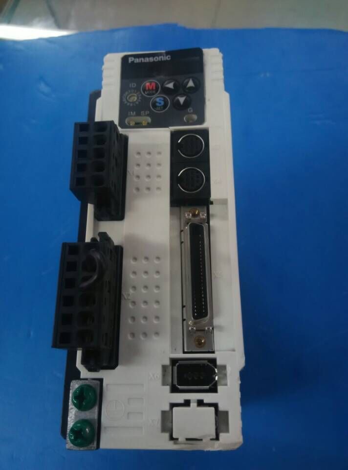 New Original Panasonic servo driver MCDDT352003 New Original Panasonic servo driver MCDDT352003