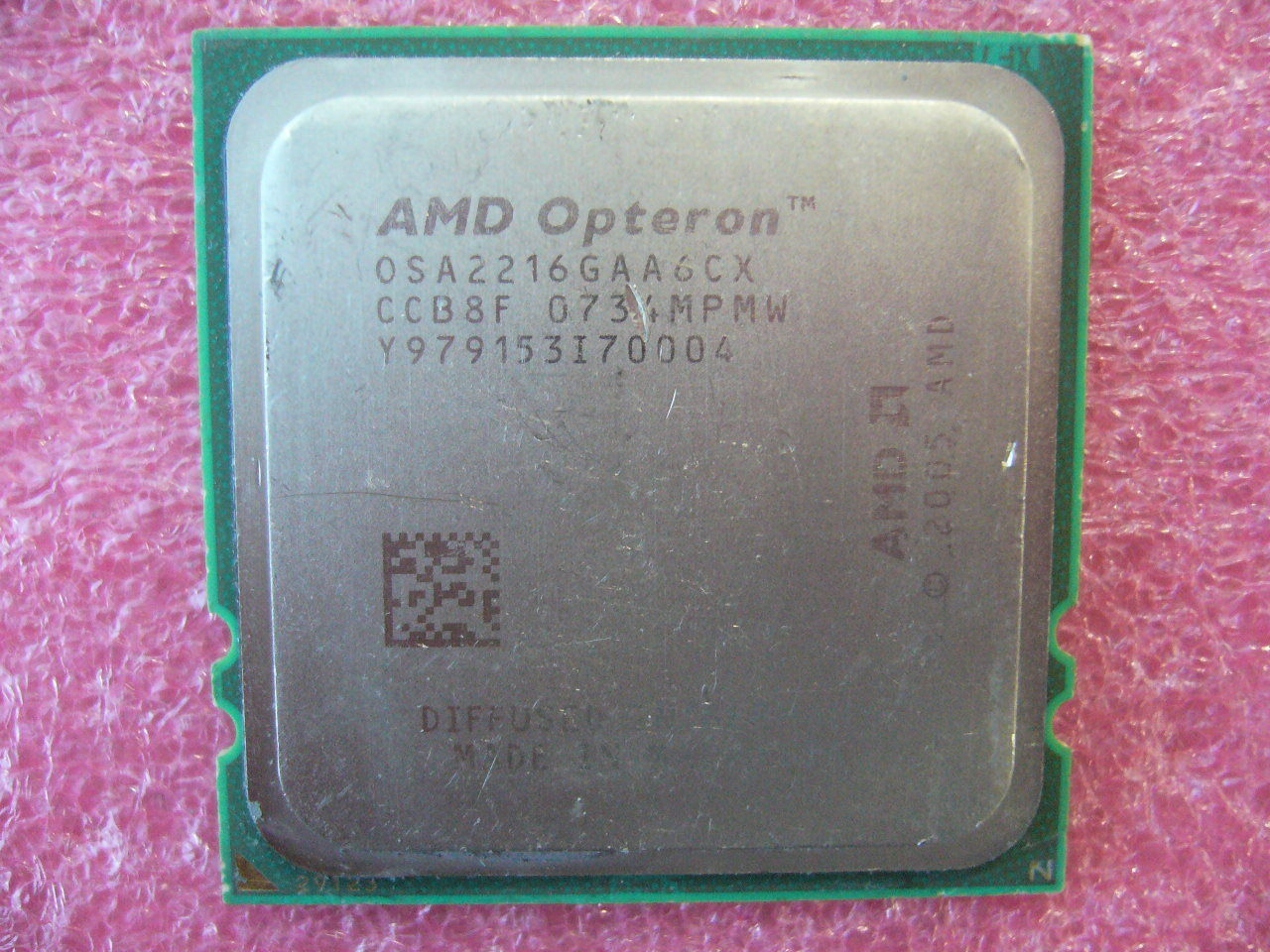 QTY 1x AMD OSA2216GAA6CX Opteron 2216 2.4 GHz Dual Core CPU Socket F 1207 QTY 1x AMD OSA2216GAA6CX Opteron 2216 2.4 GHz Dual Core CPU Socket F 1207