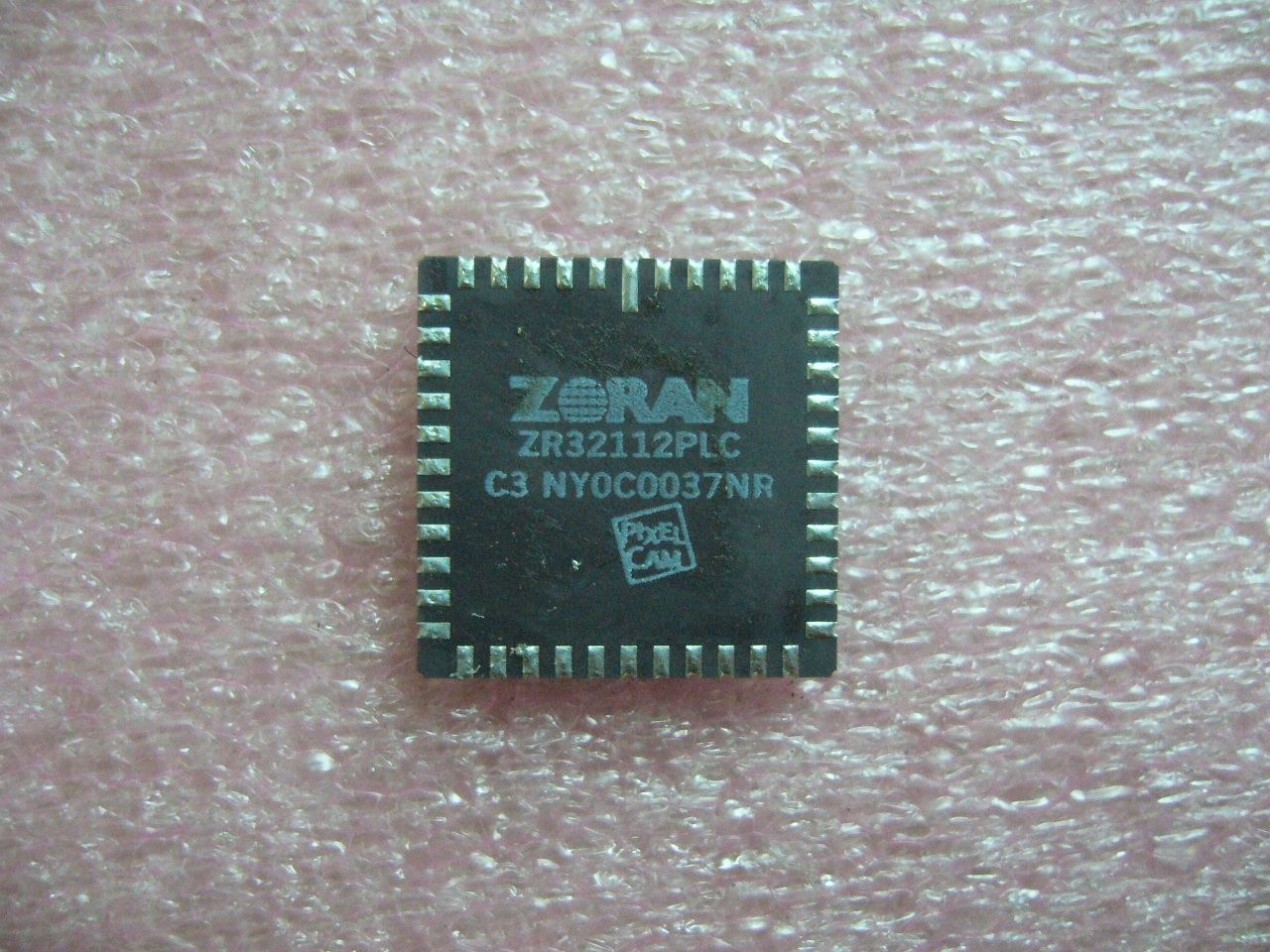 QTY 1x Zoran ZR32112PLC 1.3 MEGAPIXEL CMOS IMAGE SENSOR Image Sensor NEW QTY 1x Zoran ZR32112PLC 1.3 MEGAPIXEL CMOS IMAGE SENSOR Image Sensor NEW