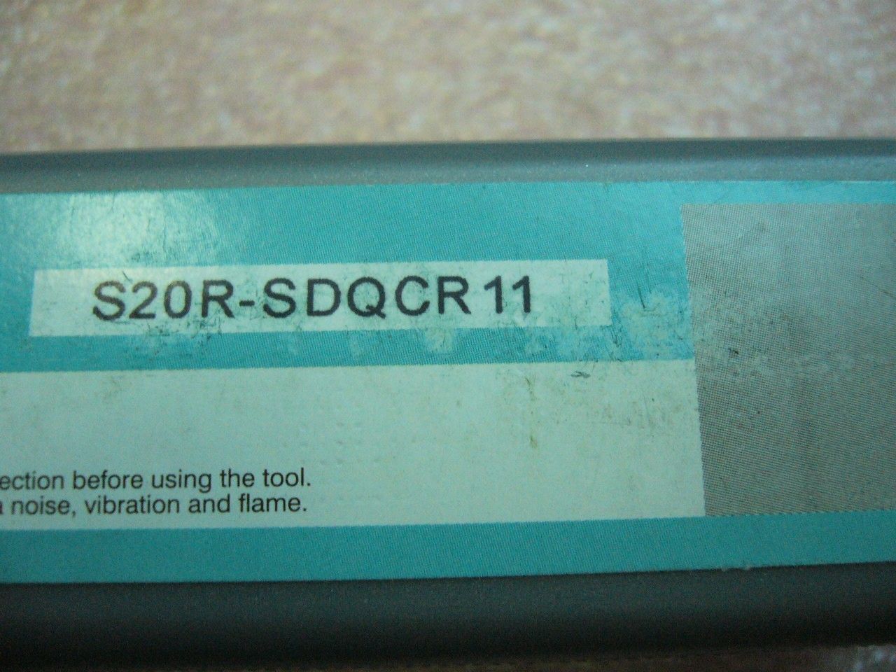 Boring Toolholder S20R-SDQCR11 for inserts DCMT11T3.. DCMT32.5.. Boring Toolholder S20R-SDQCR11 for inserts DCMT11T3.. DCMT32.5..