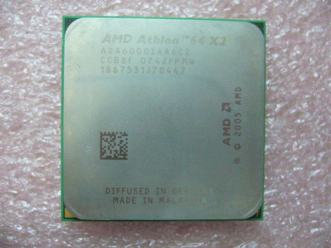 QTY 1x AMD Athlon 64 X2 6000+ 3 GHz Dual-Core (ADA6000IAA6CZ) CPU AM2 940-Pin QTY 1x AMD Athlon 64 X2 6000+ 3 GHz Dual-Core (ADA6000IAA6CZ) CPU AM2 940-Pin