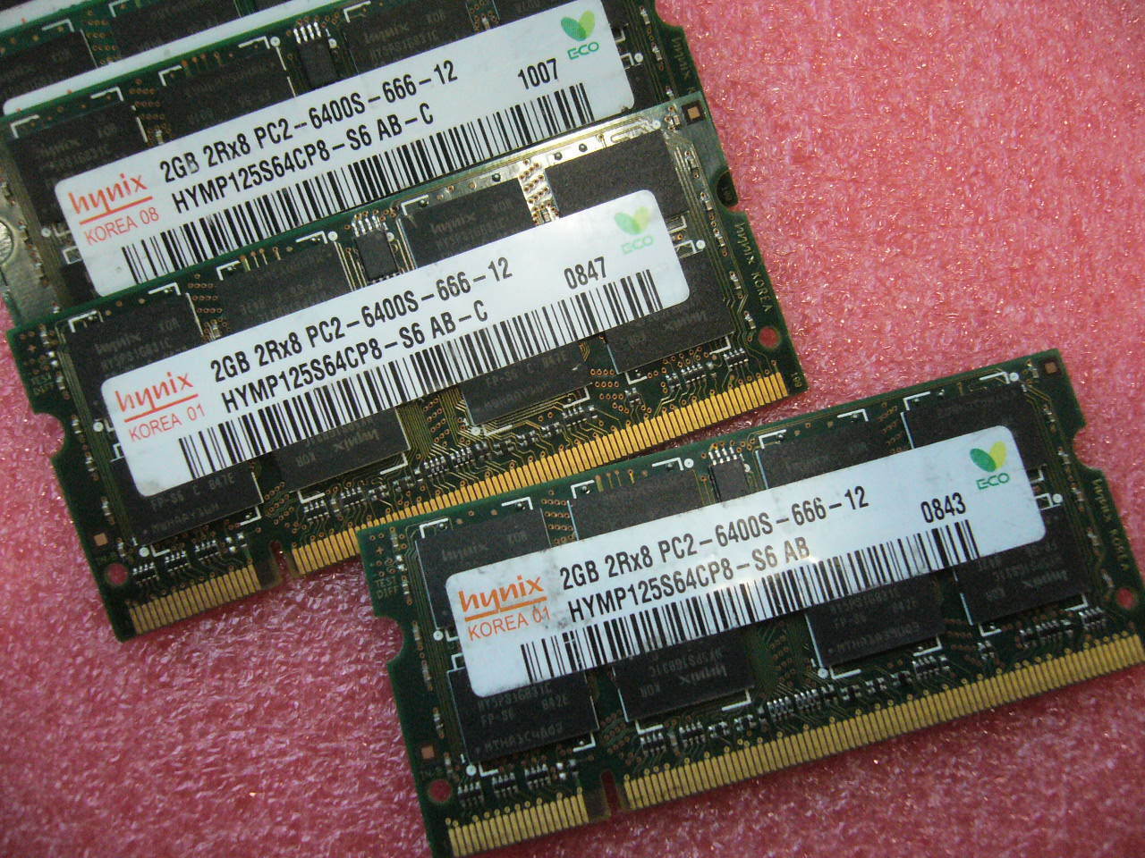 QTY 1x 2GB Hynix DDR2 PC2-6400S 200-pins SO-DIMM for laptop HYMP125S64CP8 QTY 1x 2GB Hynix DDR2 PC2-6400S 200-pins SO-DIMM for laptop HYMP125S64CP8