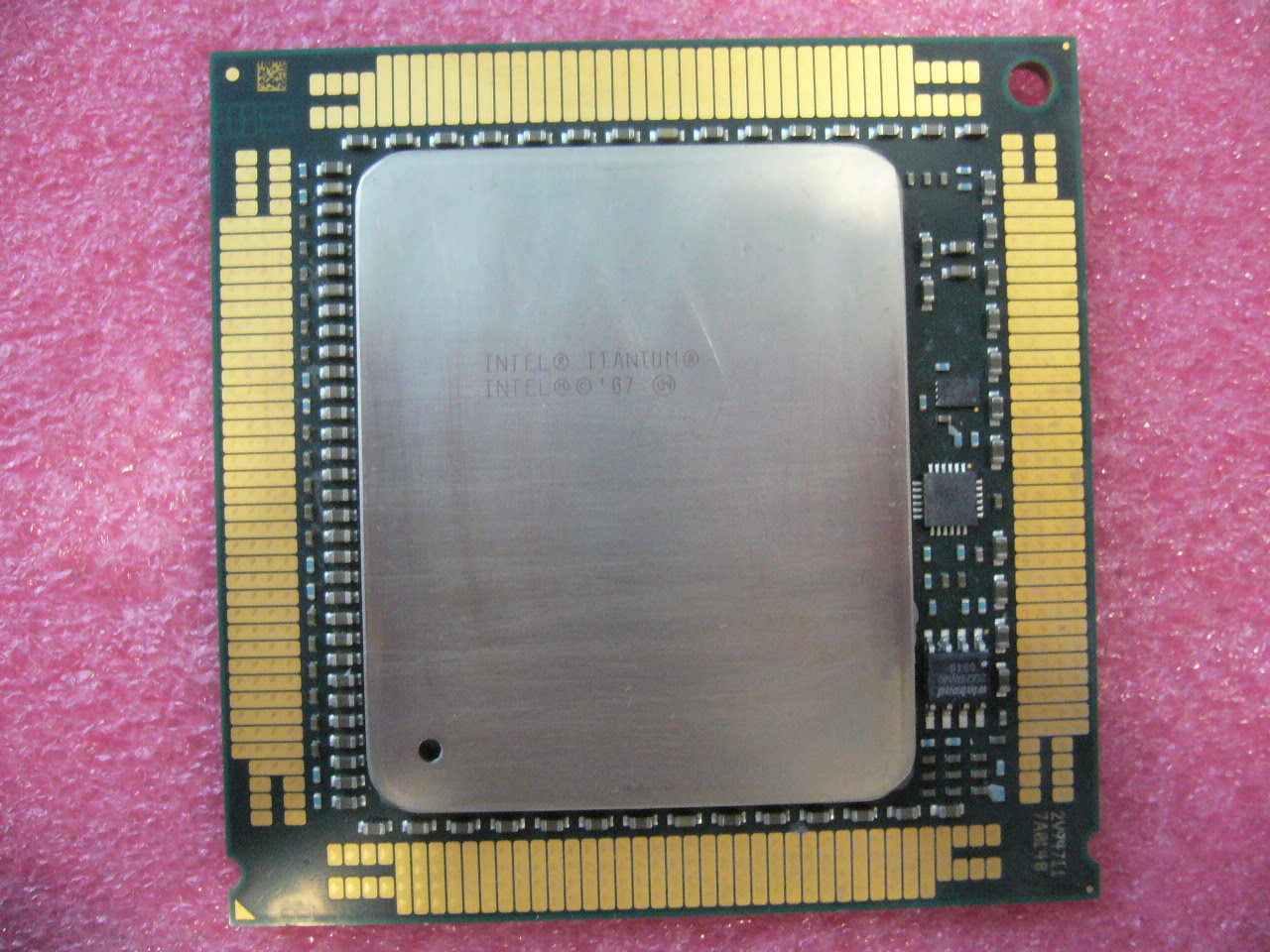 QTY 1x Intel HP Itanium CPU 9350 CPU Quad-Cores 1.73Ghz LGA1248 SLBMX QTY 1x Intel HP Itanium CPU 9350 CPU Quad-Cores 1.73Ghz LGA1248 SLBMX