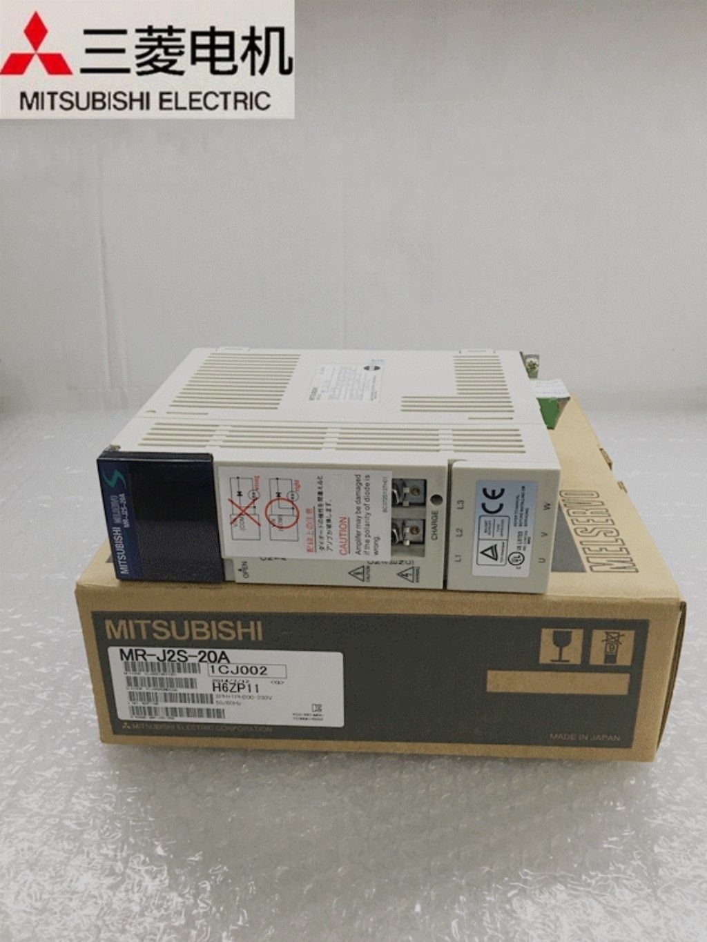 Brand New Mitsubishi Servo Drive MR-J2S-20A In Box MRJ2S20A Brand New Mitsubishi Servo Drive MR-J2S-20A In Box MRJ2S20A