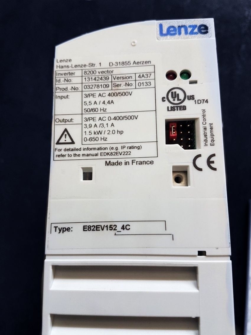 Genuine Lenze INVERTER E82EV152K4C 1.5 KW in NEW box Genuine Lenze INVERTER E82EV152K4C 1.5 KW in NEW box